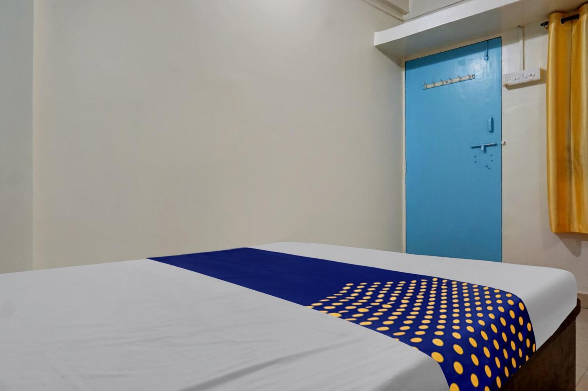 Spot On Samadhan Lodge Poona Buitenkant foto